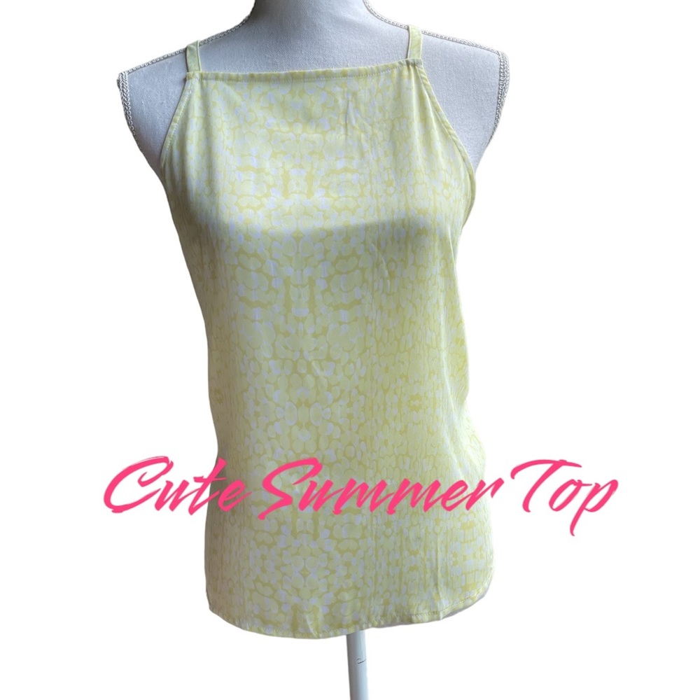 NWT cute lightweight summer top